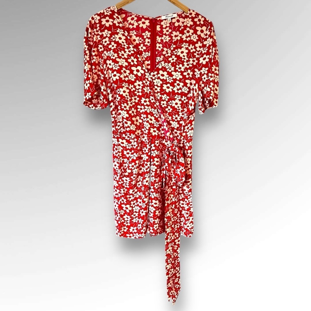 Madewell Wrap Front Romper In Mini Daisy Red Nude.